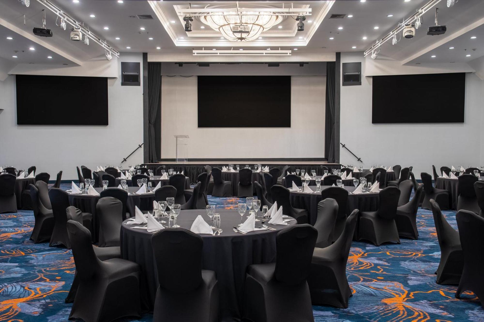 Отель Crowne Plaza San Jose La Sabana By Ihg Экстерьер фото